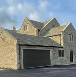 Cut-Stone Facade on a New Two-Story Home, photo 3