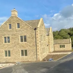 Cut-Stone Facade on a New Two-Story Home, photo 4