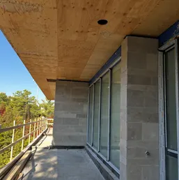 Limestone Panel Cladding on a Covered Terrace, photo 1