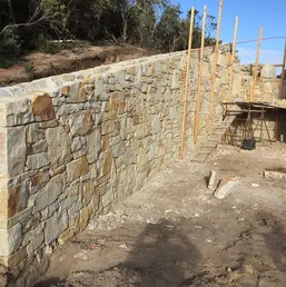 Natural Stone Wall Under Construction, photo 3