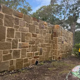 Sandstone Ashlar Garden Wall, photo 1