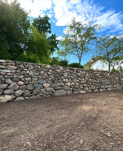 Stone Retaining Wall Installation detail view